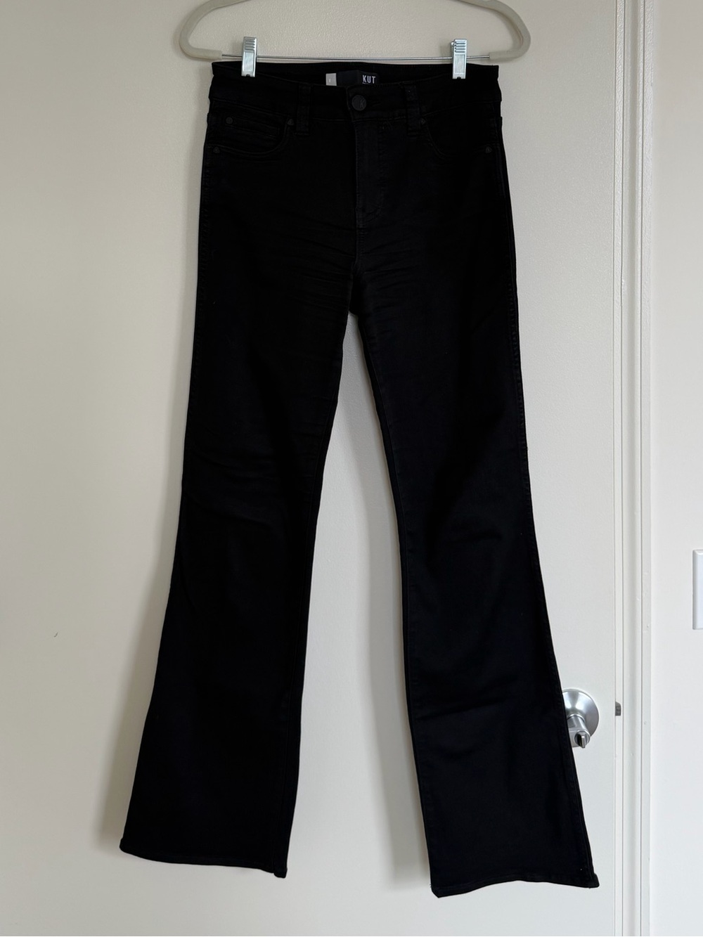 KUT Black Women's Flared Stretchy Jeans
